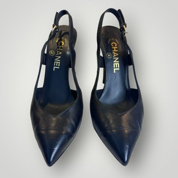 Chanel Leather Pearl Slingback Pumps 37.5 - Picture 3 of 9